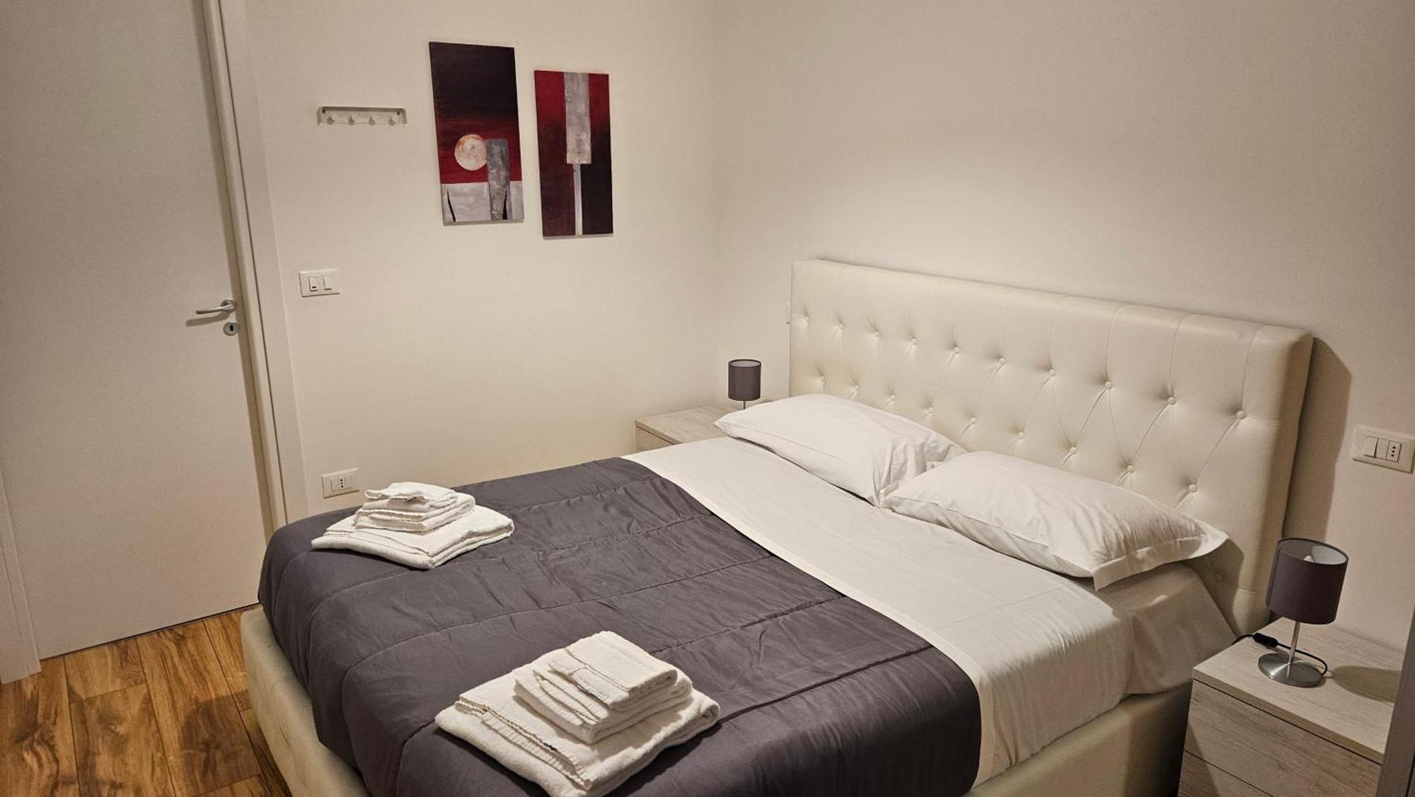Residenza Ugo Bassi Apartment Bologna Luaran gambar