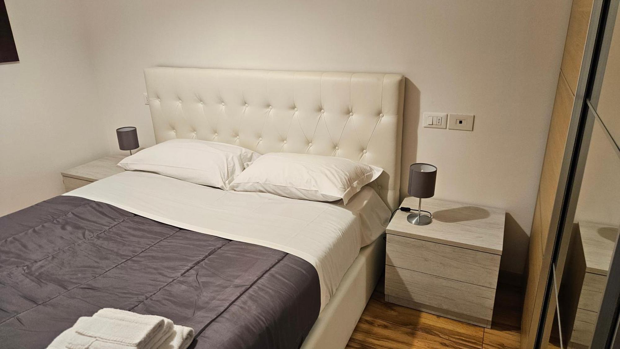 Residenza Ugo Bassi Apartment Bologna Luaran gambar