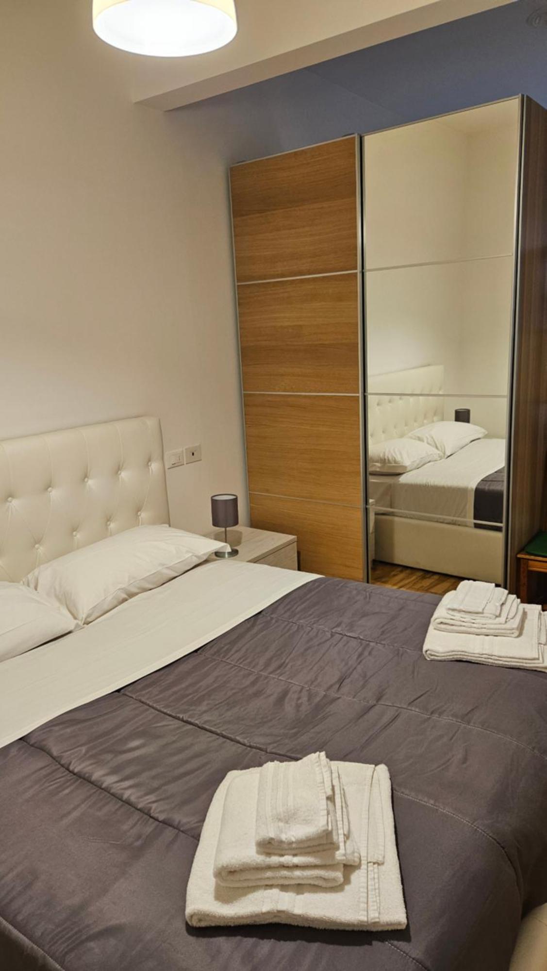 Residenza Ugo Bassi Apartment Bologna Luaran gambar