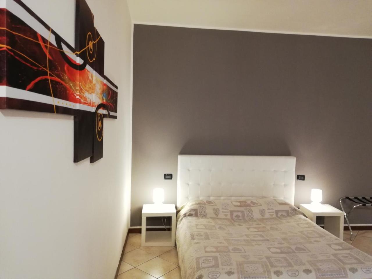 Residenza Ugo Bassi Apartment Bologna Luaran gambar