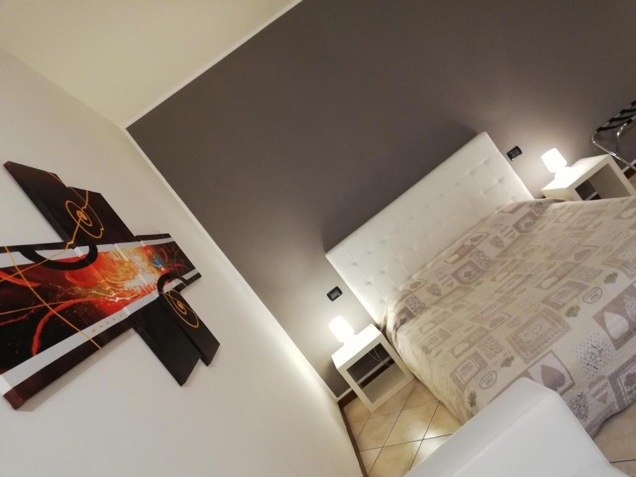 Residenza Ugo Bassi Apartment Bologna Luaran gambar