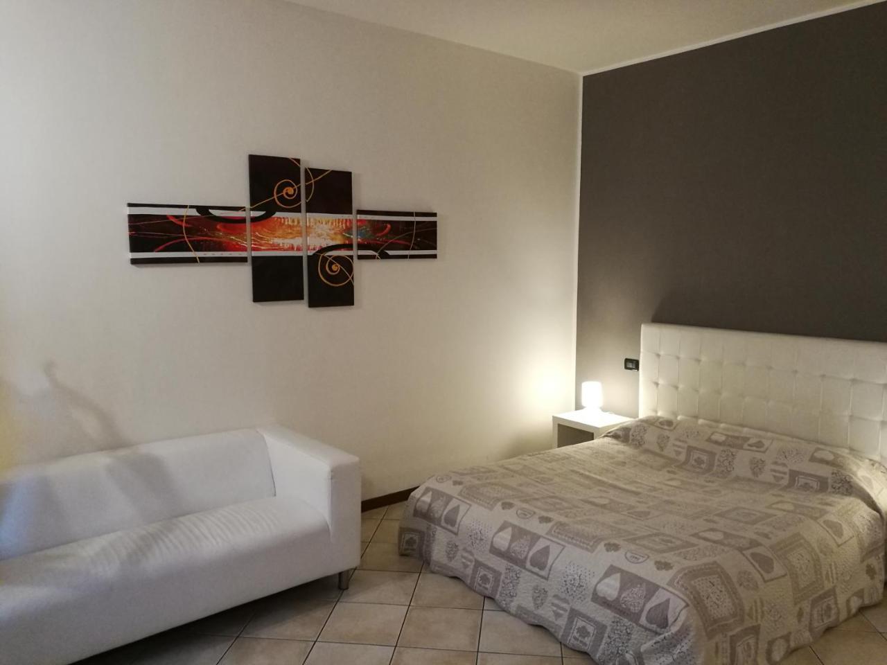 Residenza Ugo Bassi Apartment Bologna Luaran gambar